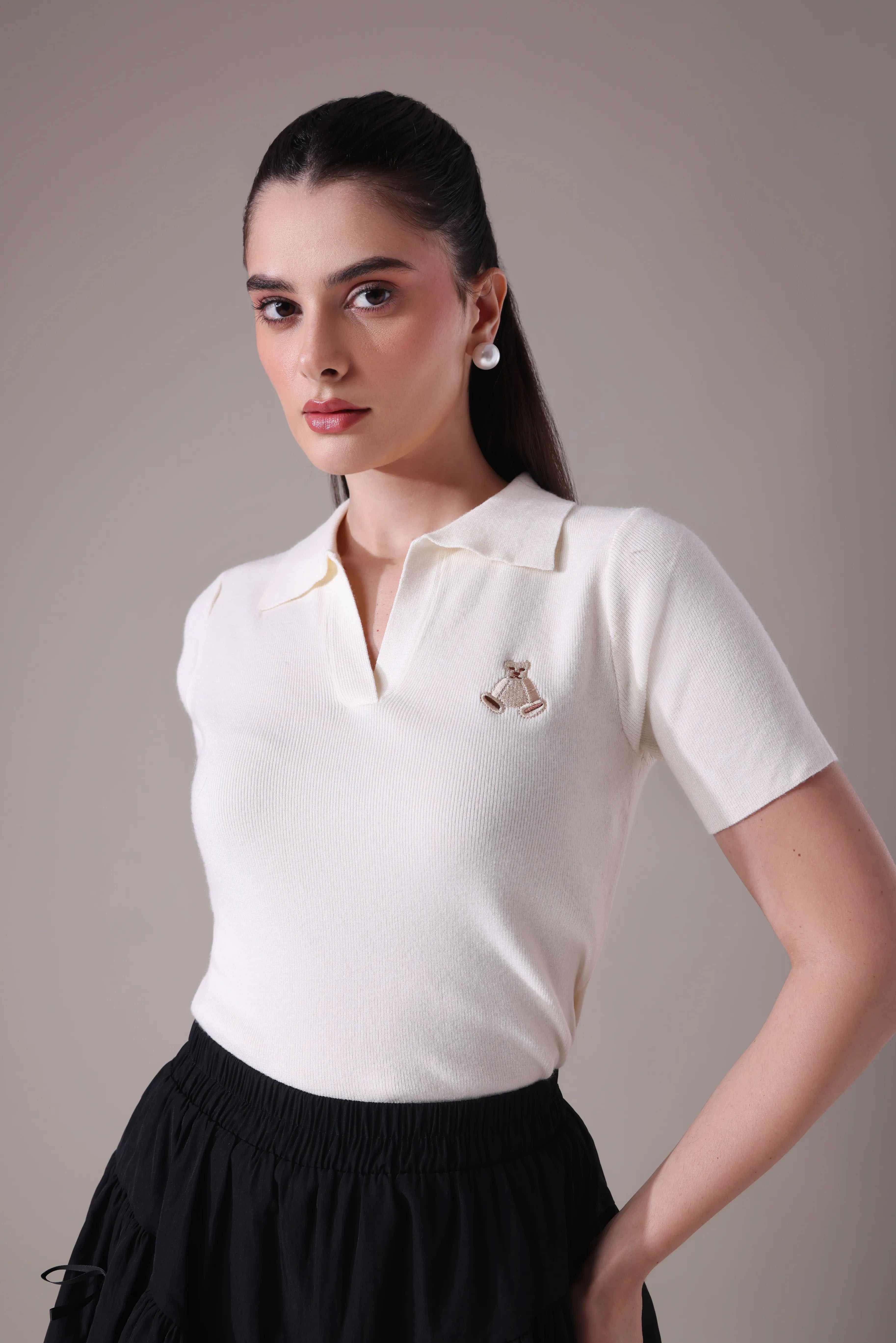 Ribbed-johnny collar top