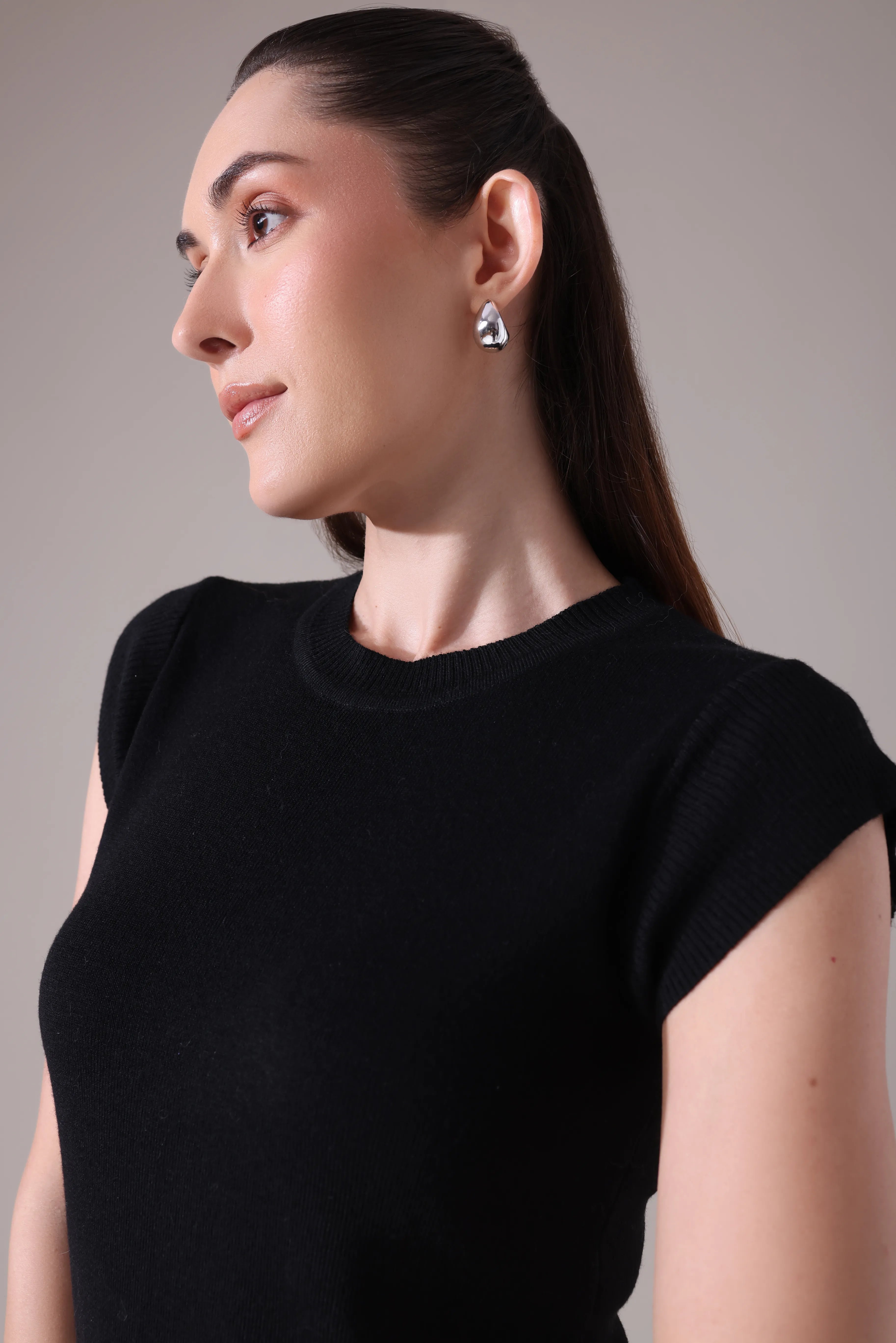 The  Sculpted Cap-Sleeve Knit in Alabaste