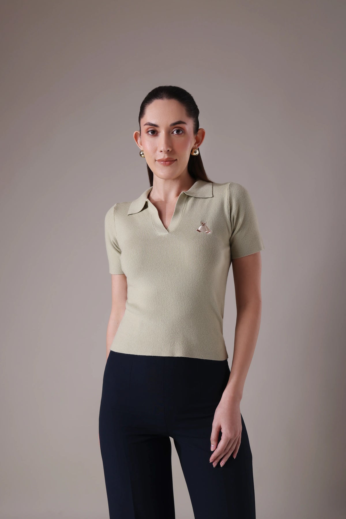 Ribbed-johnny collar top